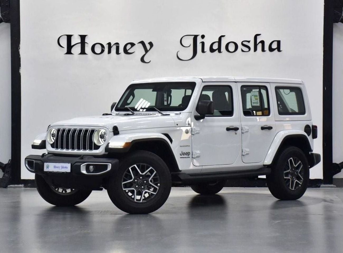 جيب رانجلر EXCELLENT DEAL for our Jeep Wrangler Unlimited SAHARA 2.0L ( 2024 Model ) in White Color GCC Specs