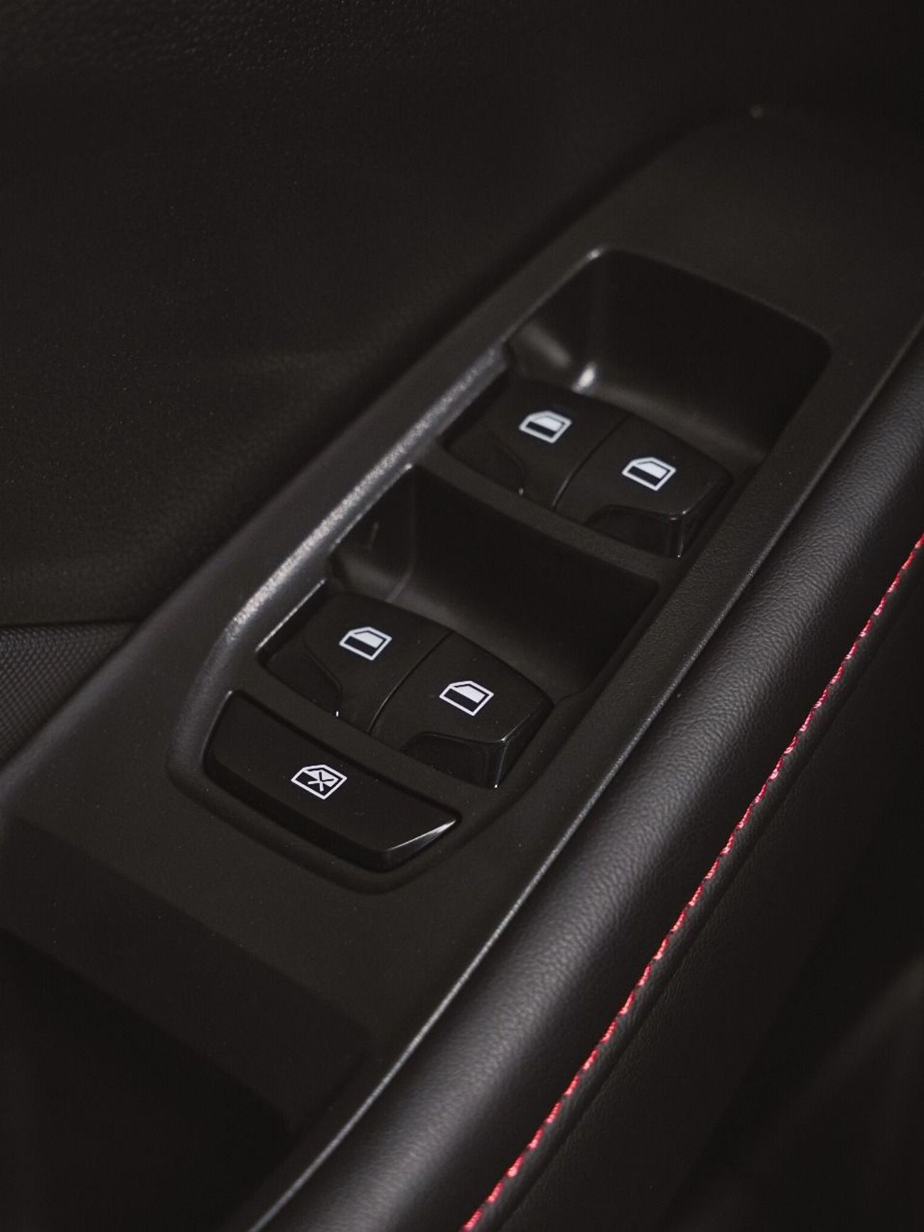 MG GT 0% DP EMI 1,100 MG GT  ST-6 Years / 200,000KM @ Official dealer