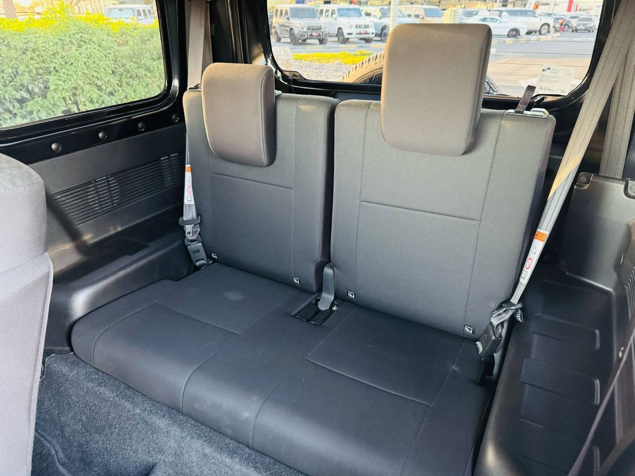 سوزوكي جيمني GLX 1.5L (3-Doors) GCC SPEC NEAT AND CLEAN