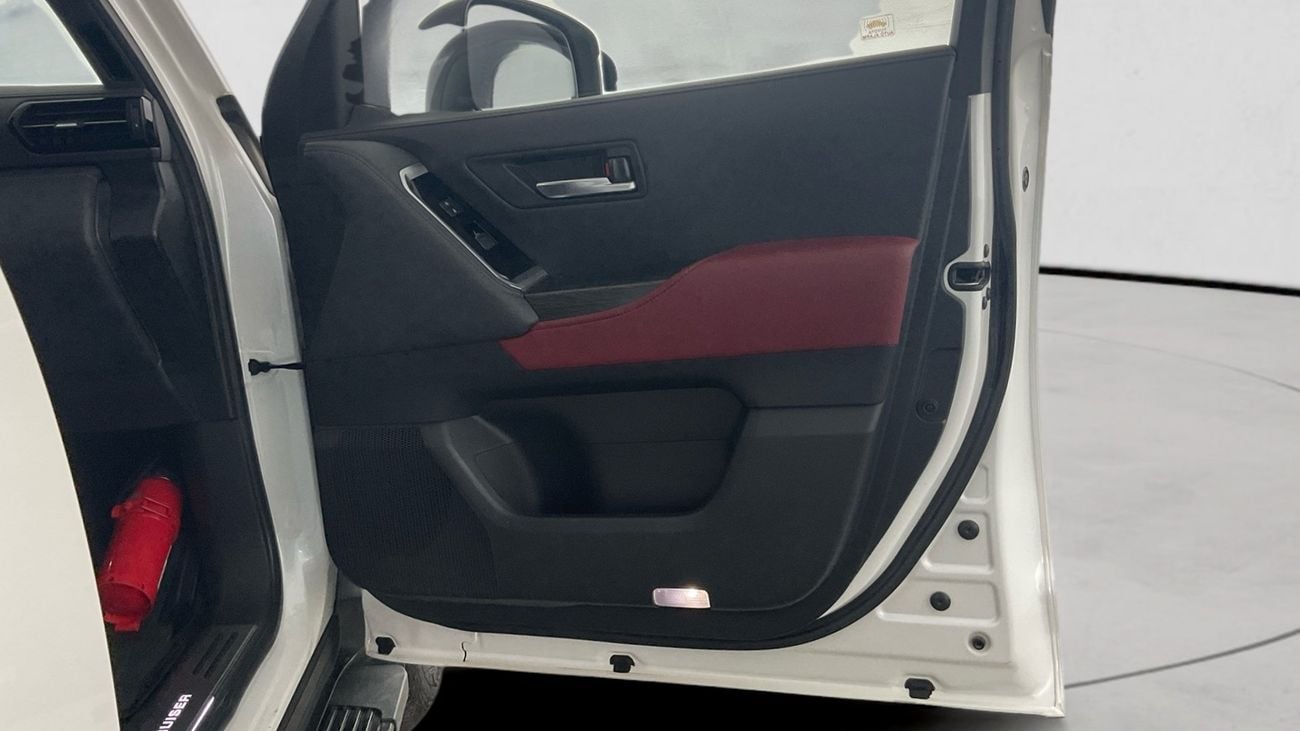 تويوتا لاند كروزر GR - Sport | شامل الضمان | 0 ﺪﻔﻋﺓ ﺃﻮﻟﻯ