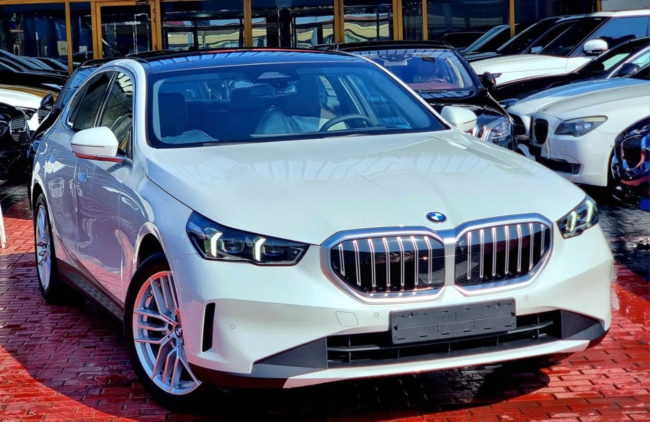 BMW 520i i Warranty & Service 2024 GCC