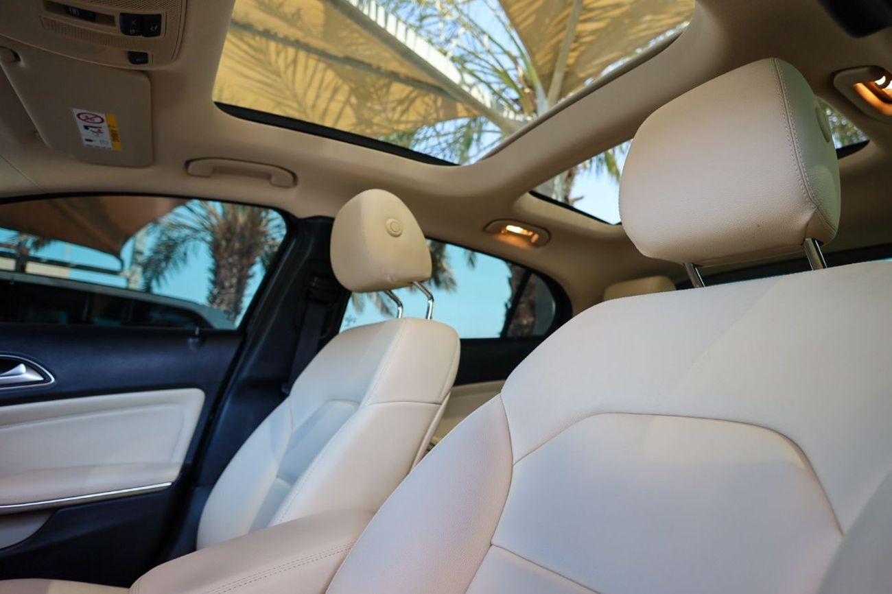 مرسيدس بنز GLA 220 Std