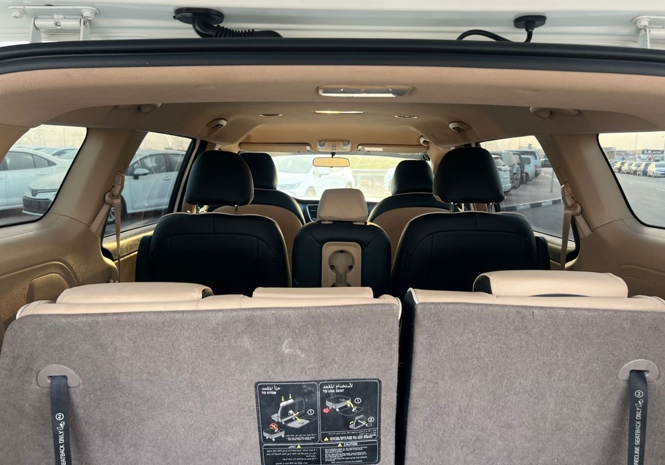 Kia Carnival 2020 Kia Carnival Gcc - No Accident - 7Seater Rear sensor