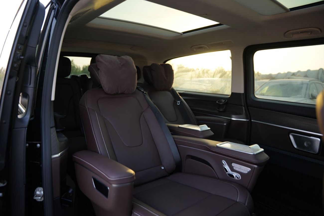 مرسيدس بنز V 300 Viano 300