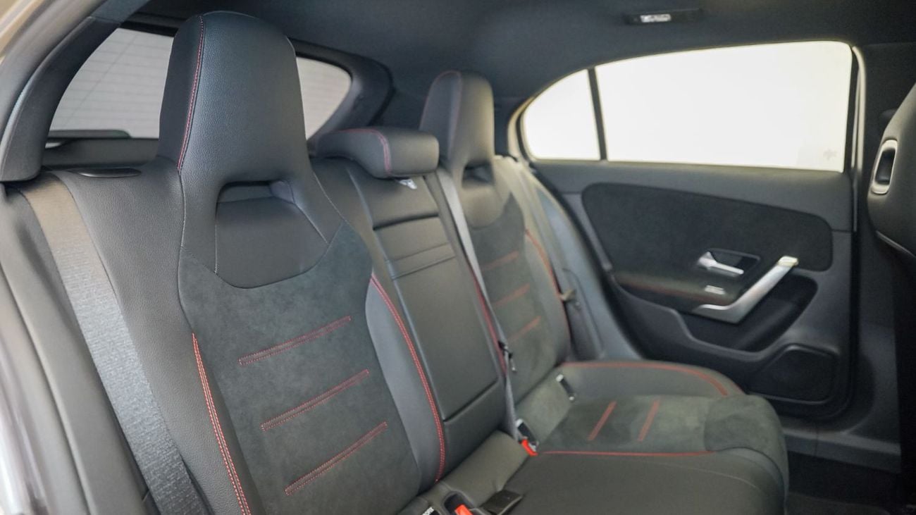 Mercedes Benz A200