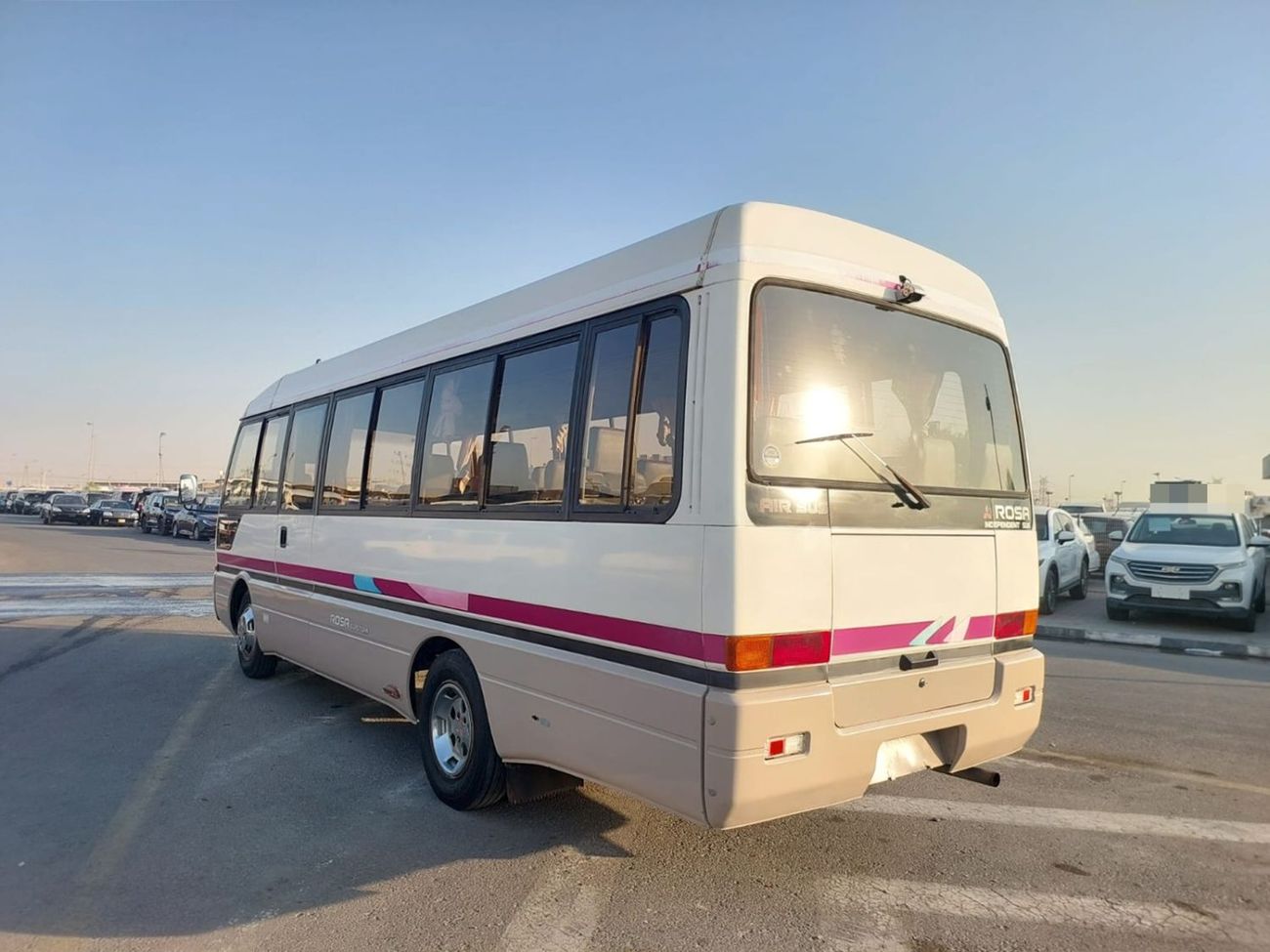Mitsubishi Rosa MITSUBISHI ROSA BUS RHD 1995 MODEL 3.9 L DIESEL AUTOMATIC(PM30430)