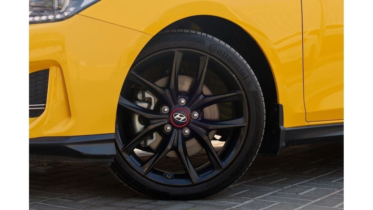 Hyundai Veloster Turbo