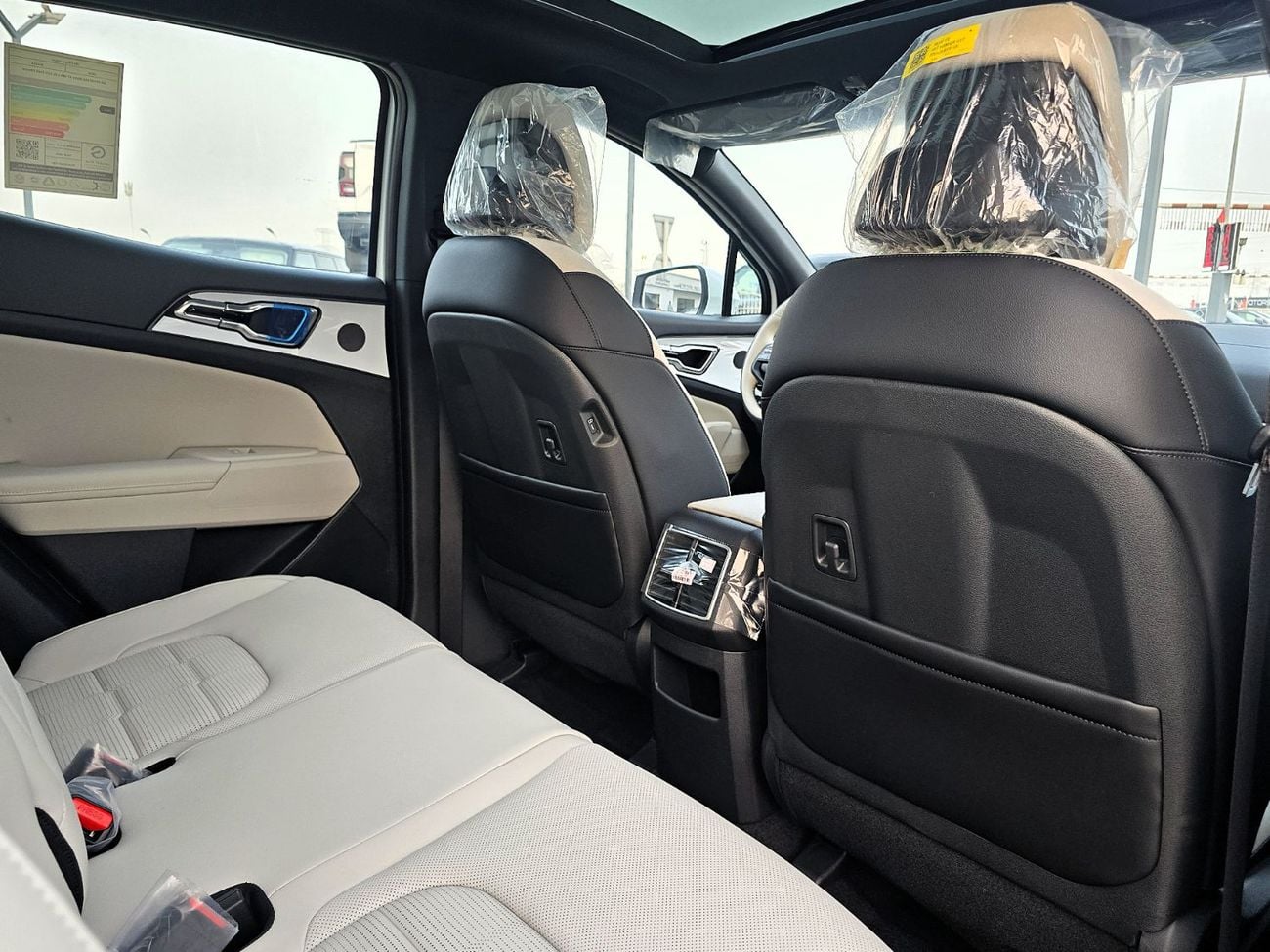 Kia Sportage Kia Sportage  full option 2.0l A/T FWD SUV White Color Gcc 2026 Model