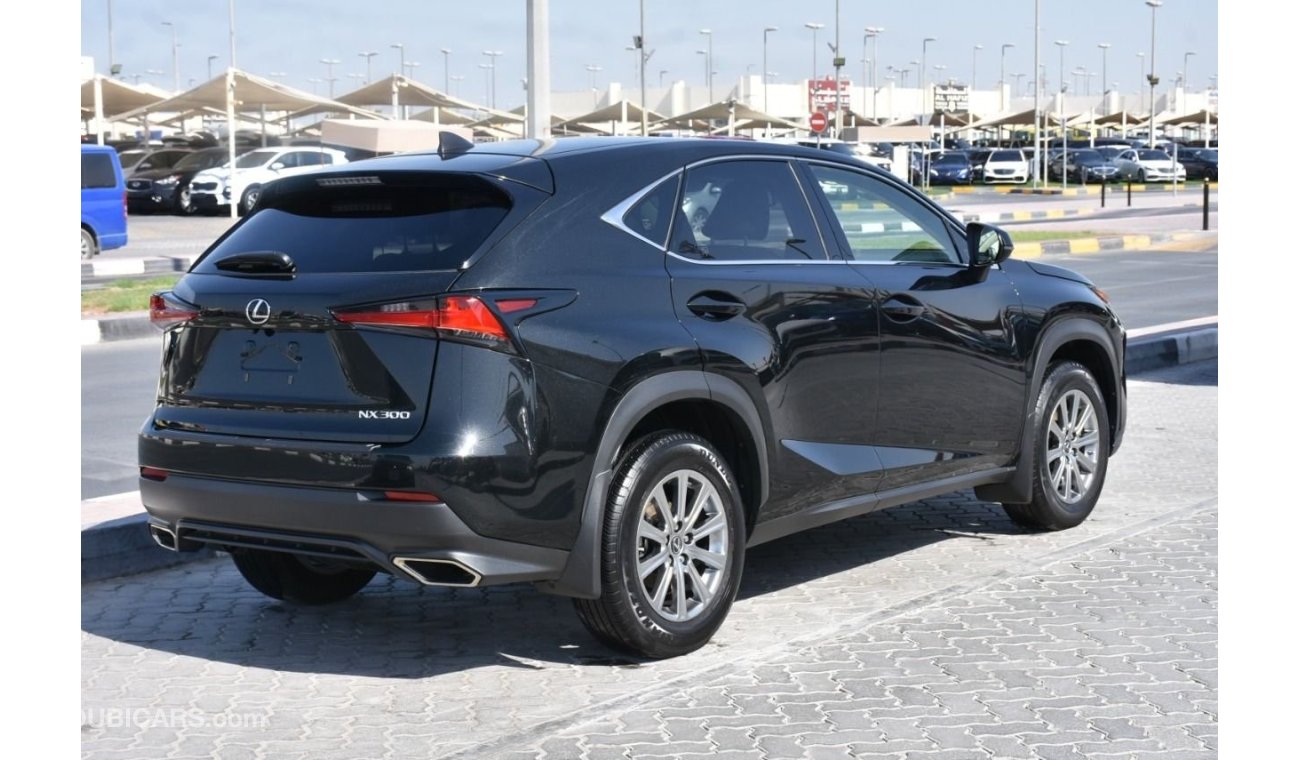 Lexus NX300 Premier 2.0L V-04 ( CLEAN CAR WITH WARRANTY )