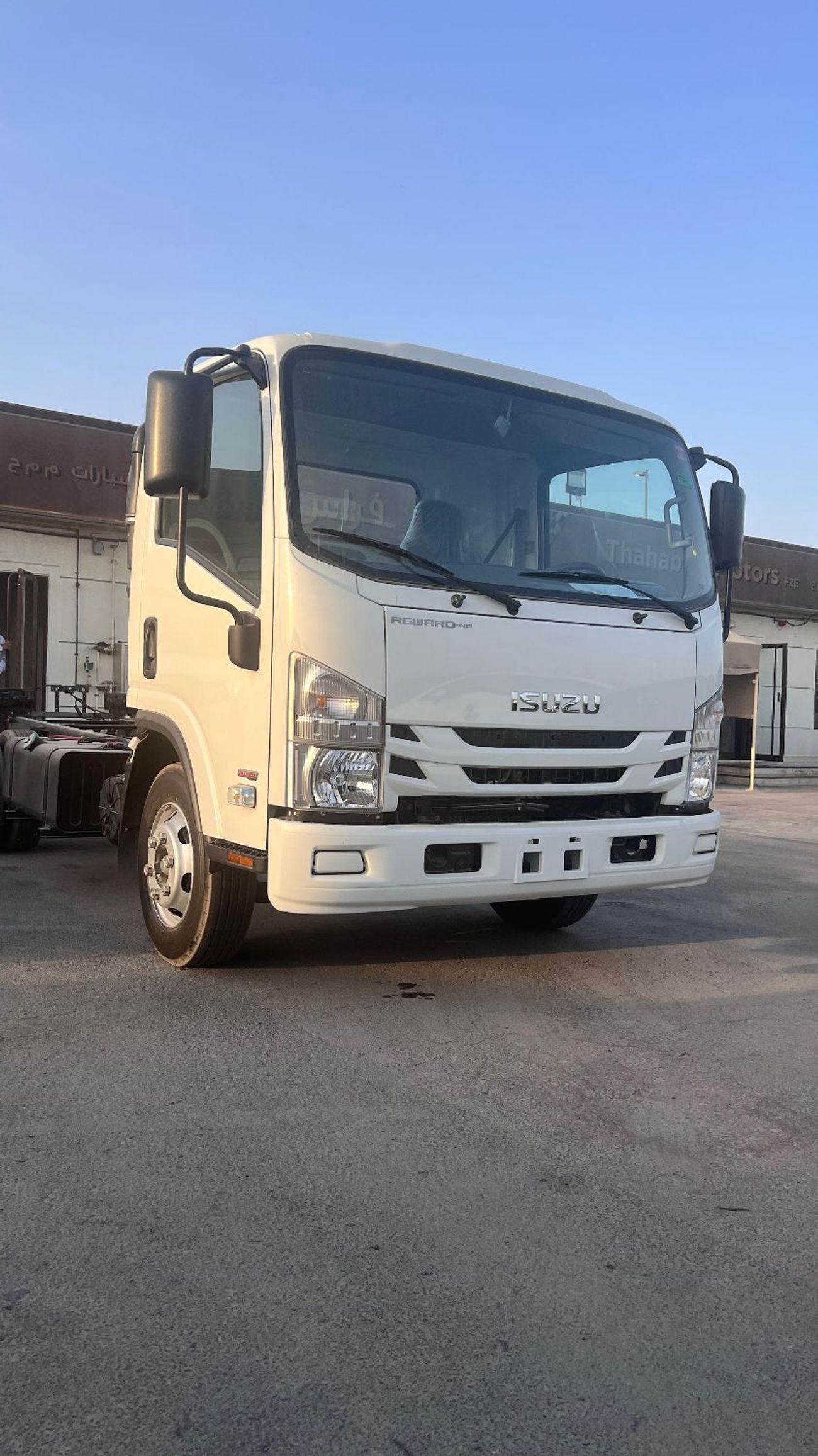 إيسوزو NPR Isuzu NPR85H22L GVW 6.5 Ton, Payload 4 Ton