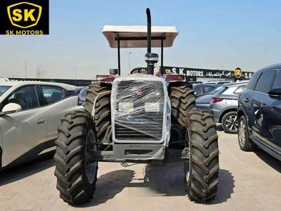 Massey Ferguson 390 TRACTOR / DIESEL / M/T / 4WD WITH DISC PLOUGH (CODE # 69071)