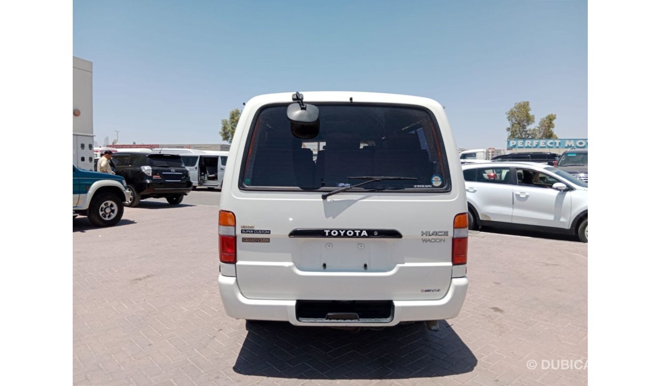 تويوتا هاياس TOYOTA HIACE VAN RIGHT HAND DRIVE (PM1348)