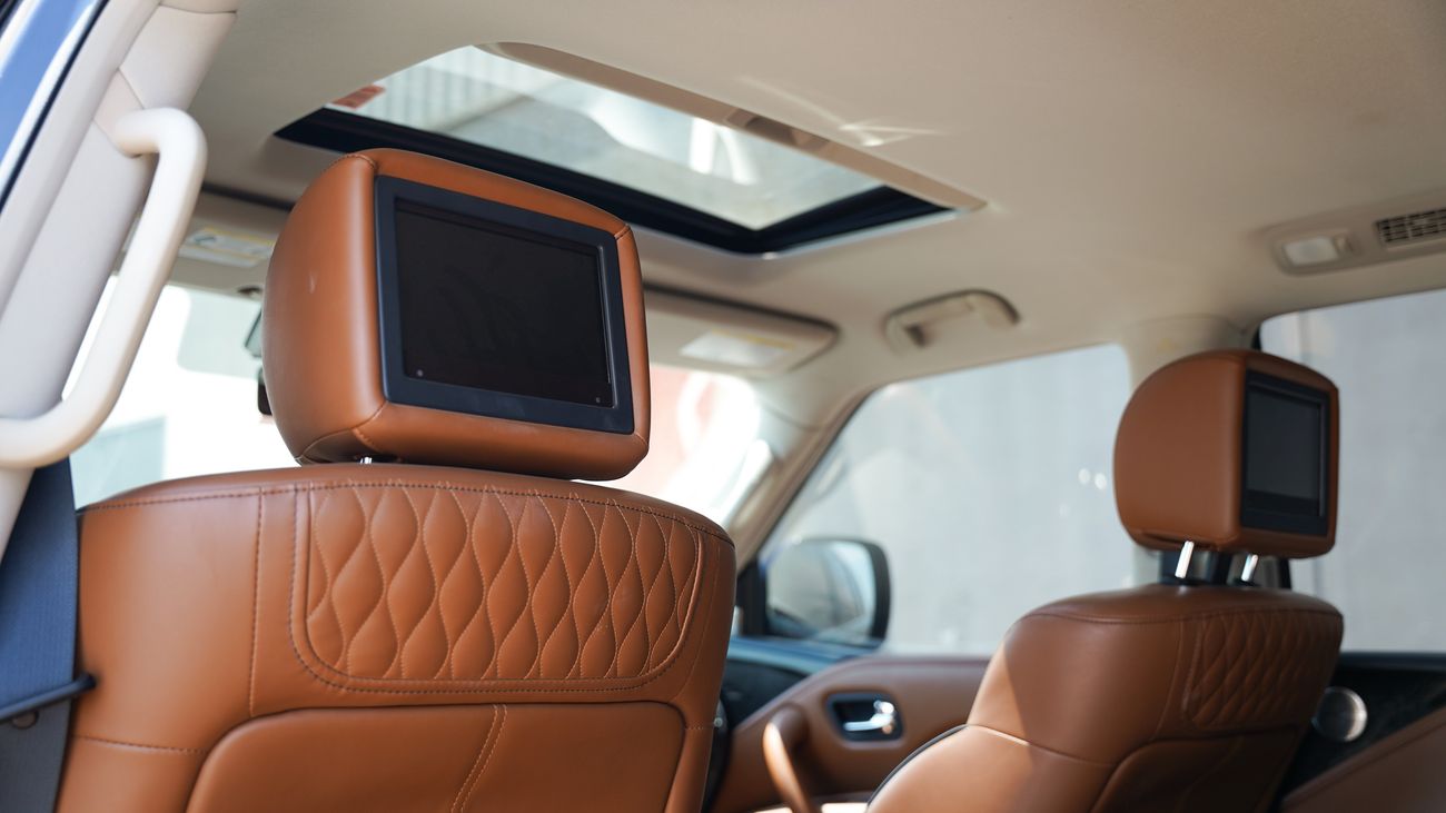 Infiniti QX80 LUXE PROACTIVE