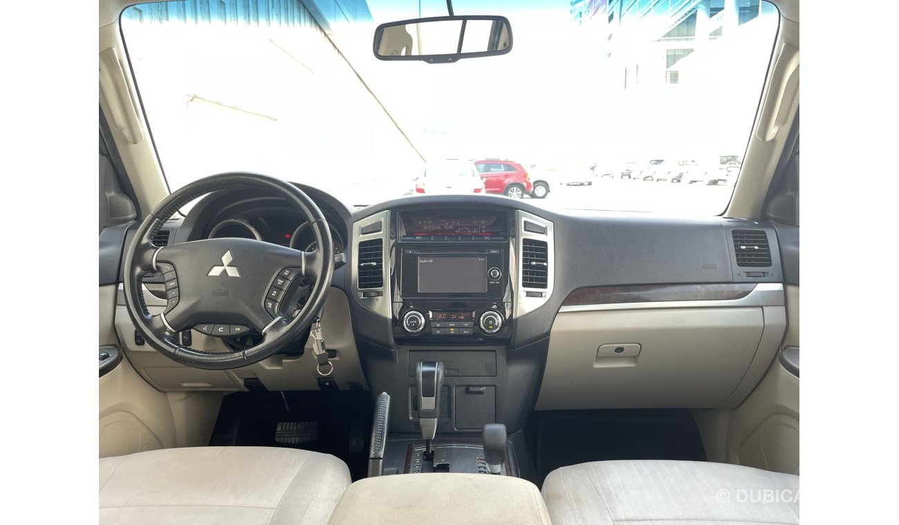 Mitsubishi Pajero 3500