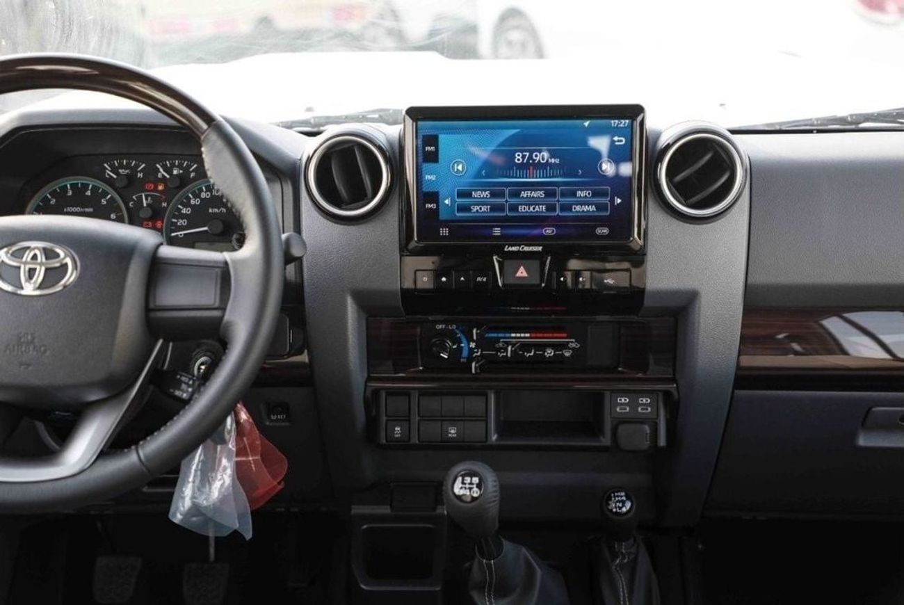 Toyota Land Cruiser 70 2024 Toyota LC76 4.0 Hard Top LX HI - White inside Bluish Grey | Export Only