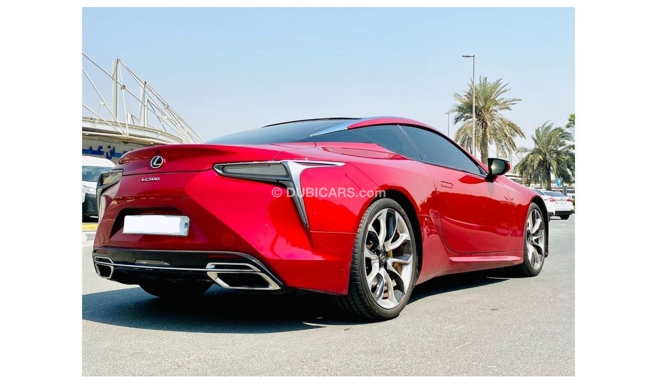 لكزس LC 500 5.0L V8 Carbon Fiber Roof Perfect Condition 2018 Model