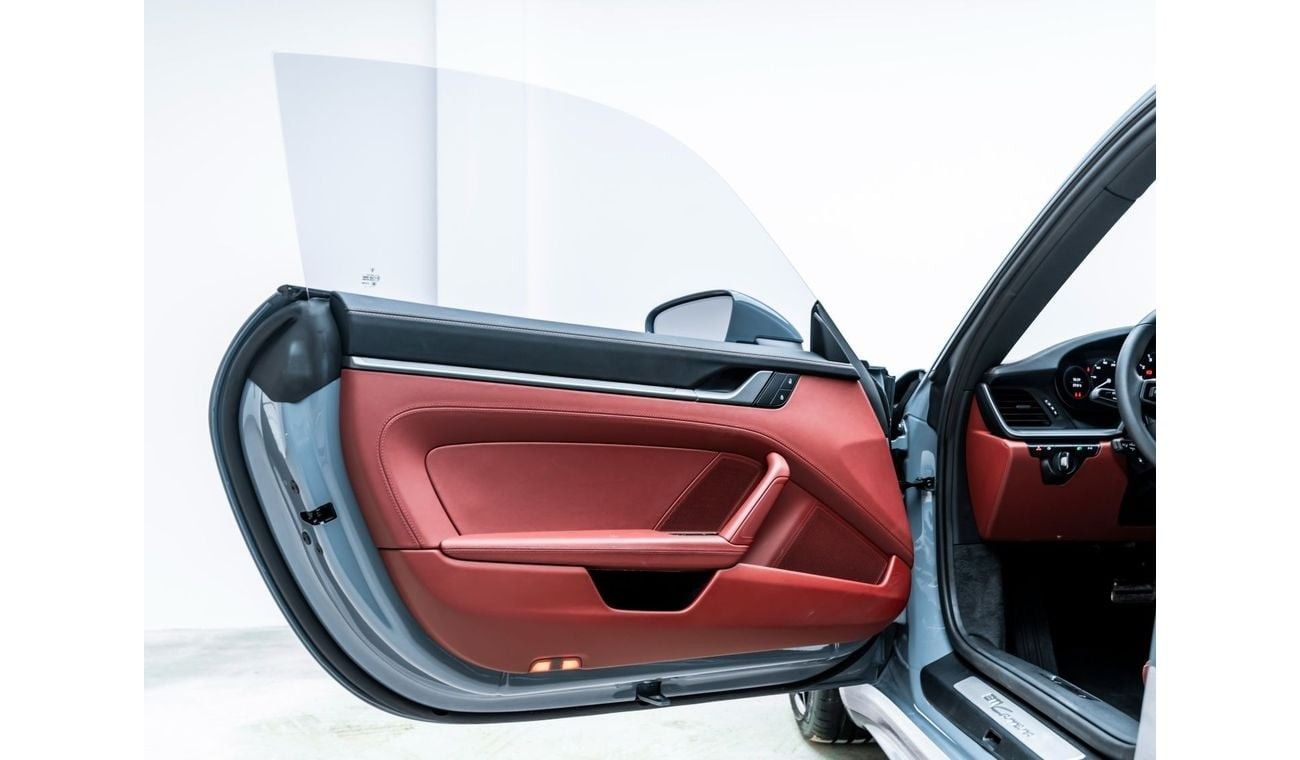 Porsche 911 Carrera 3.0L (380 HP) Coupe 2024 Porsche Carrera, 2026 Porsche Warranty, Aero Kit, Very Low KMs, GCC