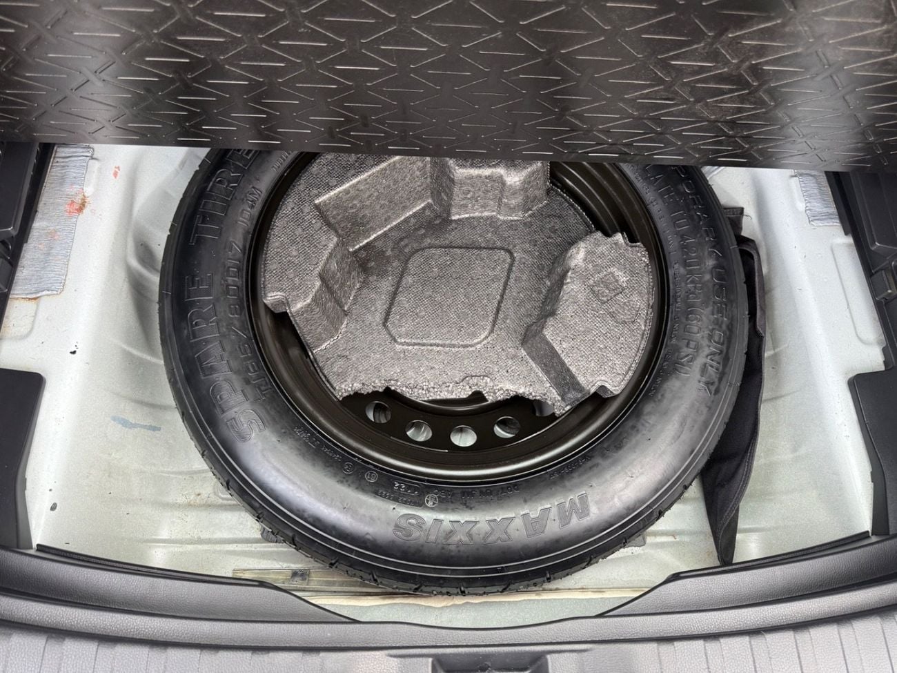 Toyota RAV4 XLE 2.5L 2022 XLE TRIM AWD 2.5L CANADA SPEC