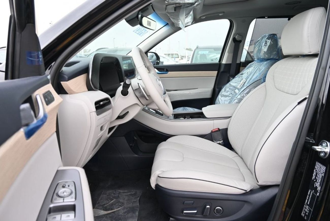 Hyundai Palisade Hyundai Palisade 3.8L V6 Petrol SUV, AWD Color Black 2023