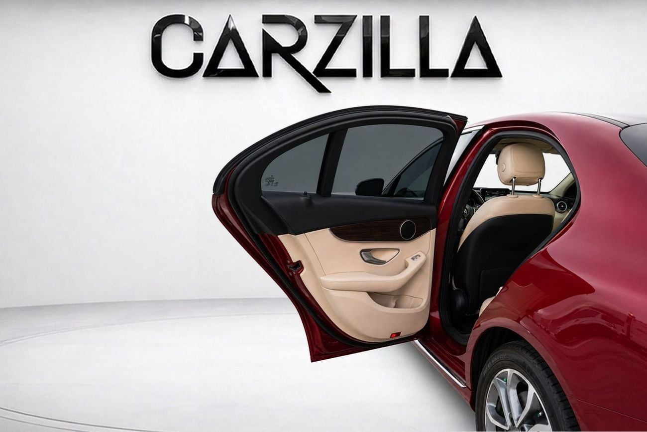 مرسيدس بنز C 300 Std 2.0L (241 HP)