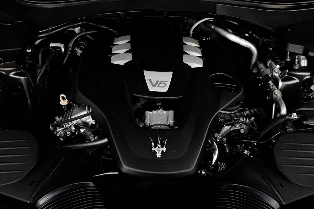 مازيراتي ليفونت Modena | 3,525 P.M | 0% Downpayment | Full Agency History!