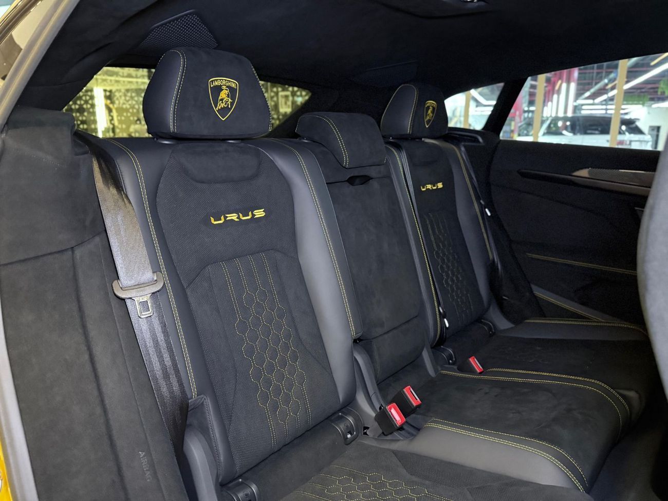 لامبورغيني اوروس 4.0T V8 Performante