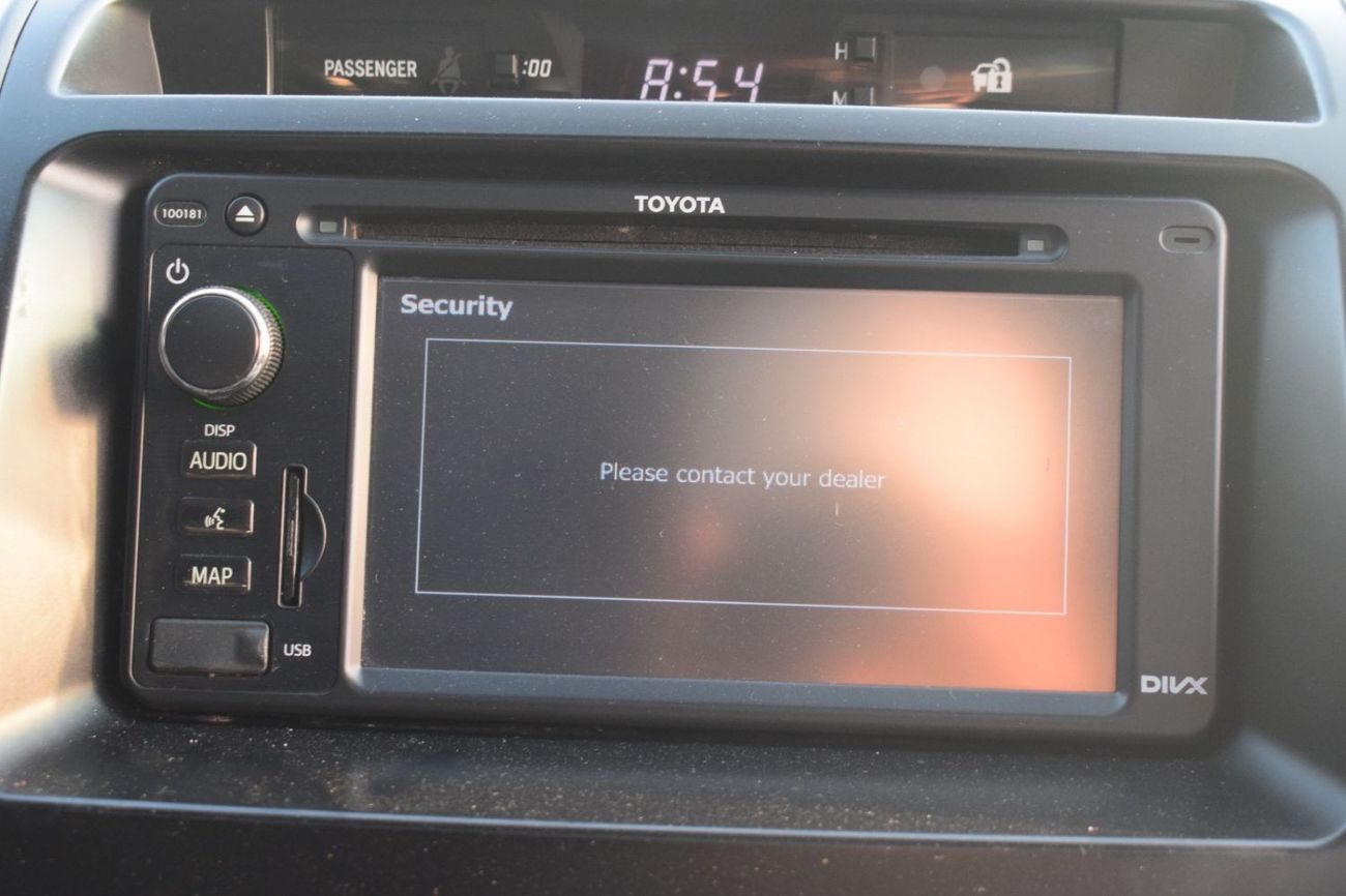 Toyota Land Cruiser GXR GT 4.6L 4WD 2015 TOYOTA LAND CRUISER GXL V8