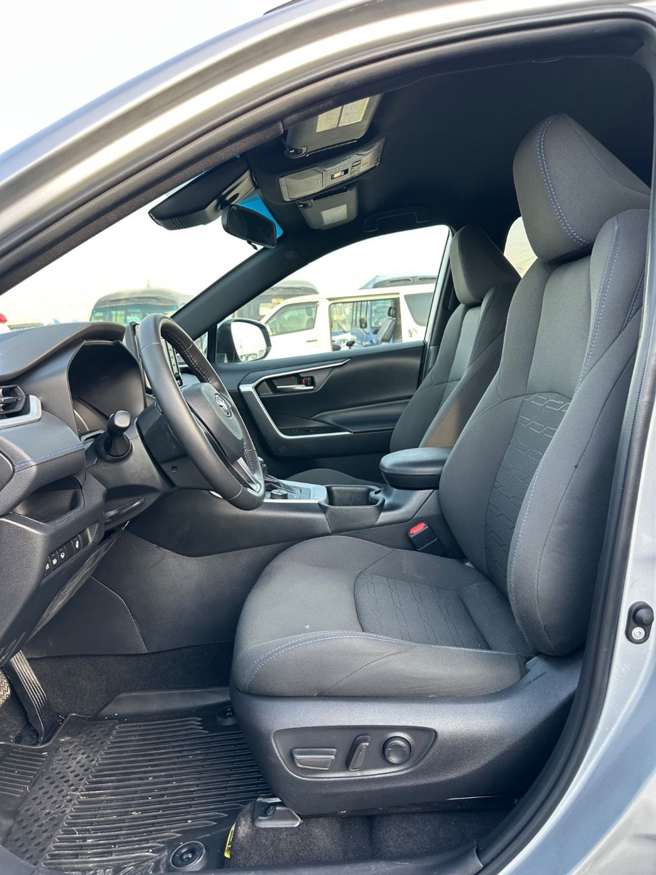 تويوتا راف ٤ Hybrid SE Push start 2022