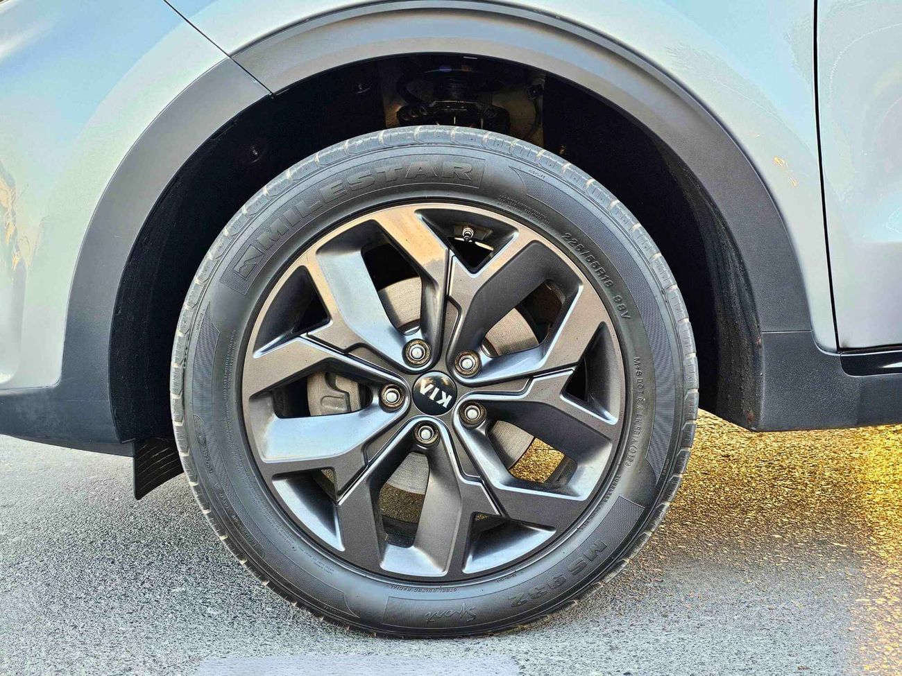 كيا سبورتيج S/ AWD/ RADAR/ LANE ASSIST/ LEATHER/ DVD CAMERA/ LOT# 55971