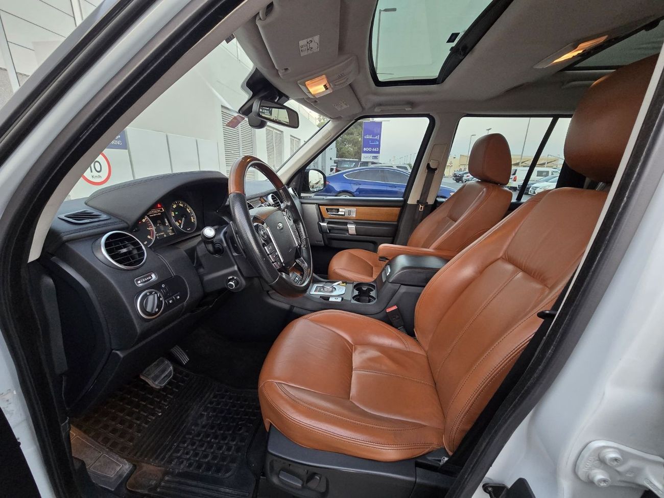 Land Rover Discovery LAND ROVER LR4 2016 GCC ORGINAL PAINT // GOOD CONDITION