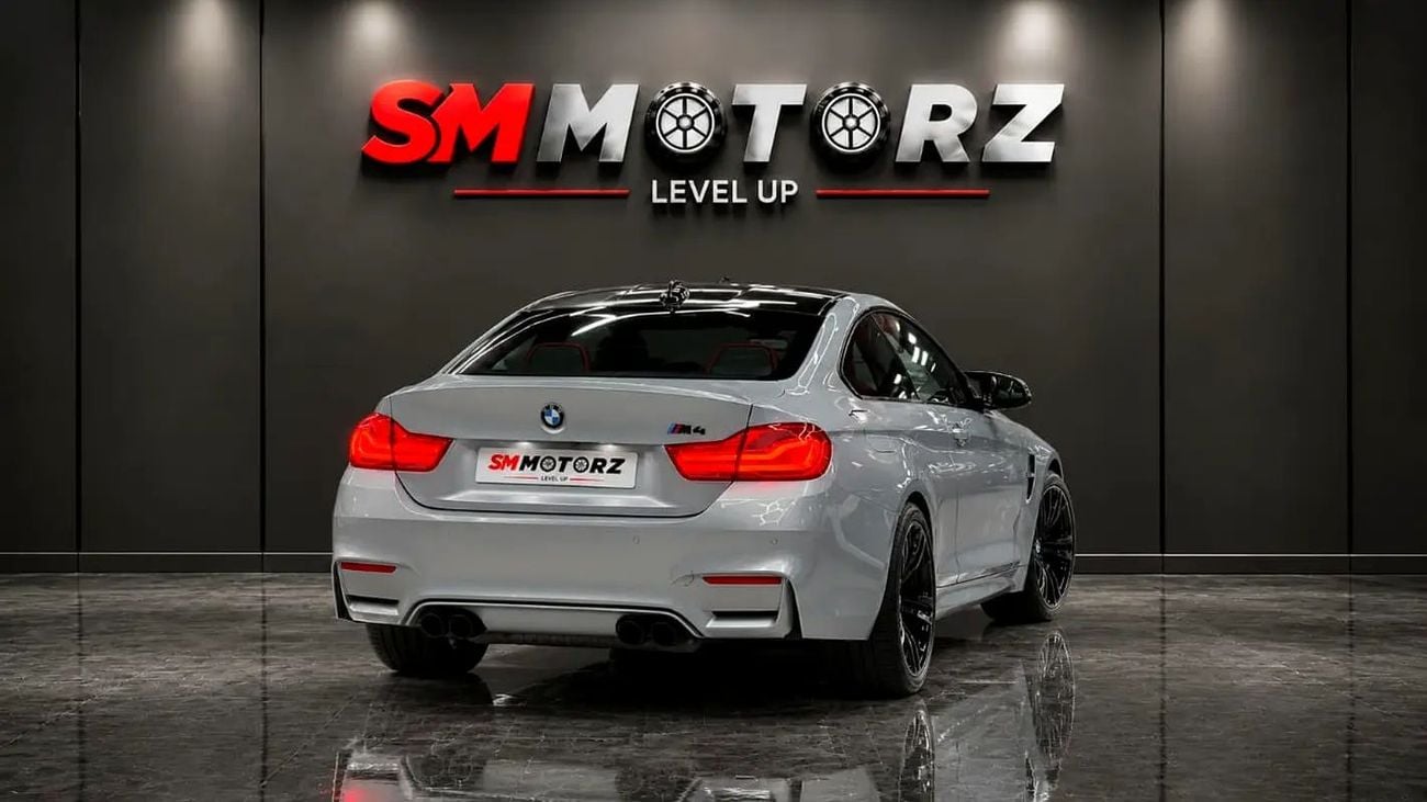 بي أم دبليو M4 M COMPETITION