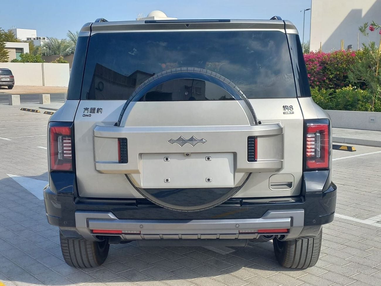 BYD Leopard 8 Smart and Brave Flagship Edition (6 Seats)