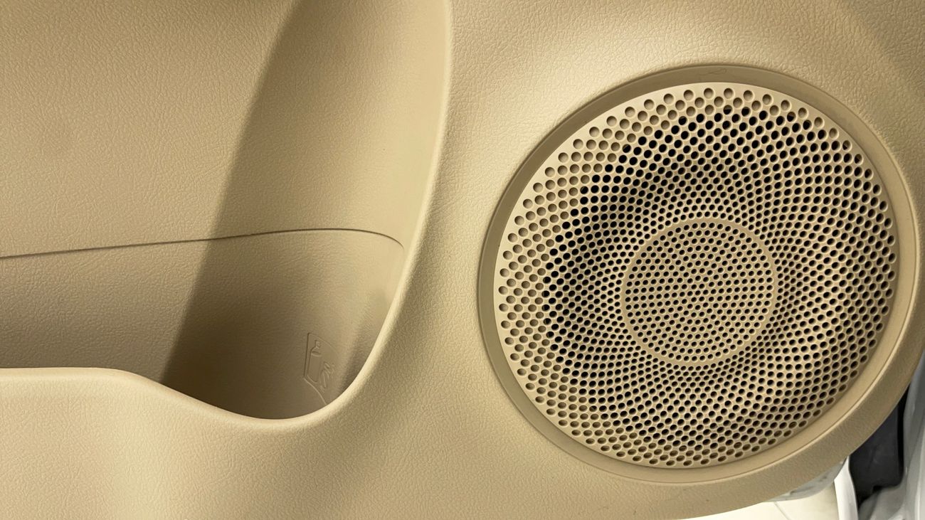 تويوتا يارس SE 1.5 | بدون دفعة مقدمة | اختبار القيادة في المنزل