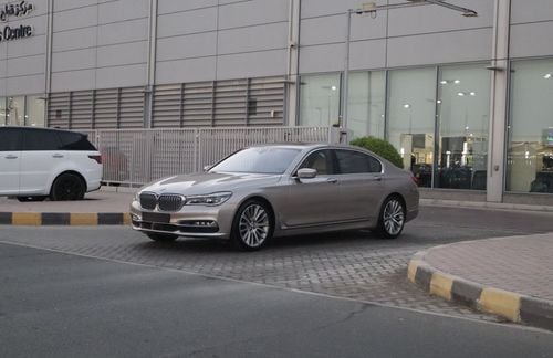 بي أم دبليو 740Li Exlusive 3.0L