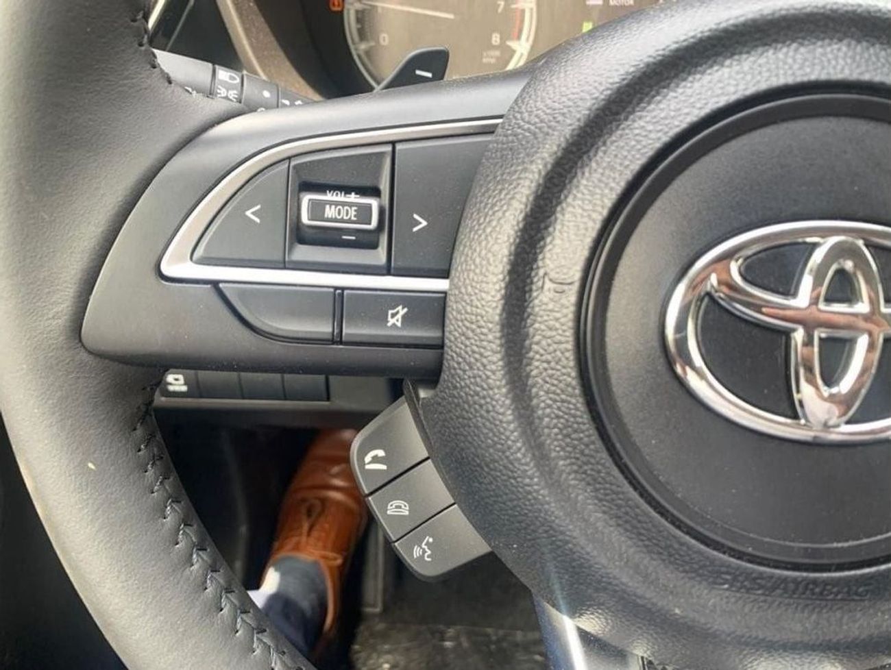 تويوتا أوربان كروزر URBAN CRUISER GLX 1.5L V4 FULL OPTION