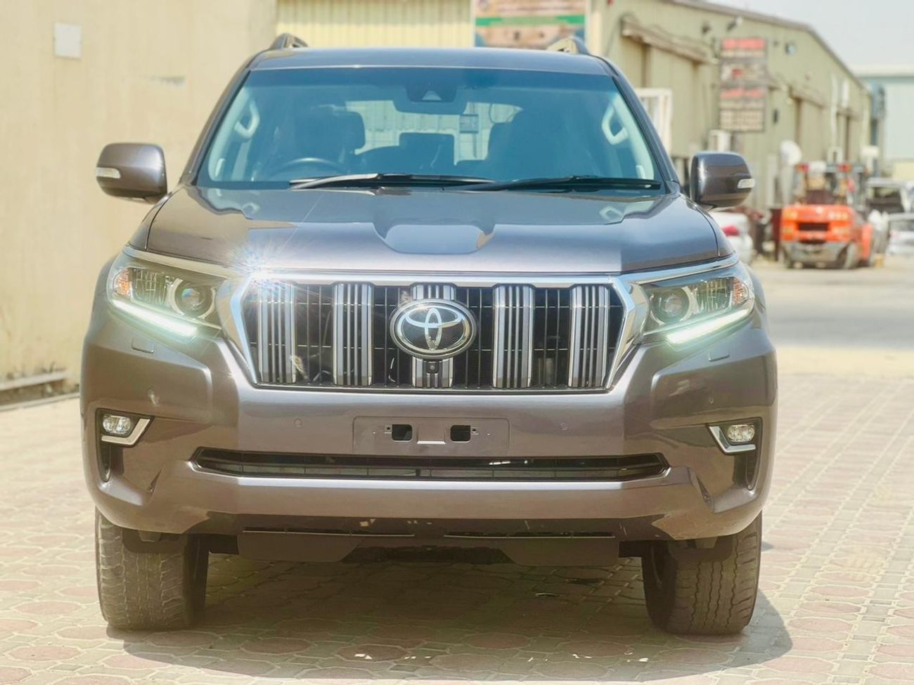 Used Toyota Prado 2021 for sale in Dubai - 753384