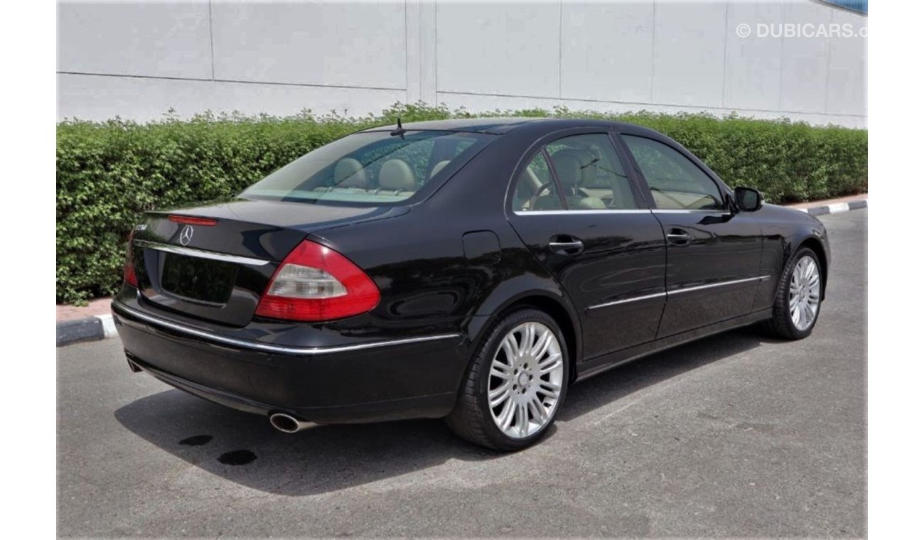 Mercedes-Benz E 230 = SPECIAL DEAL = FREE REGISTRATION = GCC SPECS