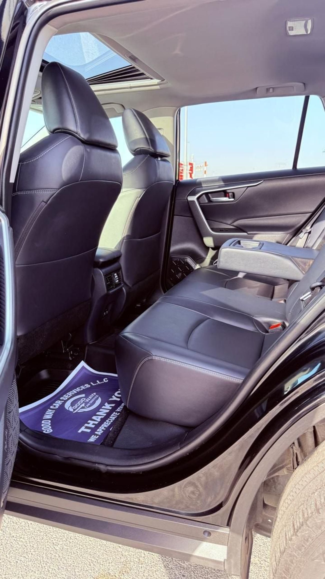 تويوتا راف ٤ XLE Premium  4X4