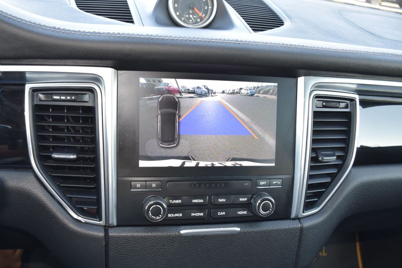 Porsche Macan Porsche Macan gts 3.0L 6 cylinder twin turbo