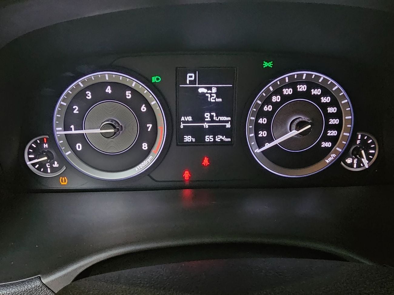 Hyundai Creta GLS CRETA / GCC / ORIGINAL PAINT / SERVICE HISTORY / LOW MILEAGE