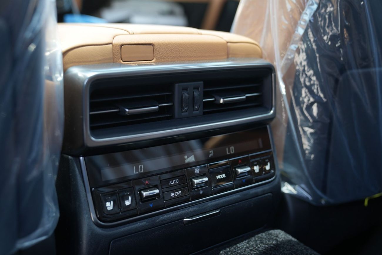 Lexus LX700h SIGNATURE