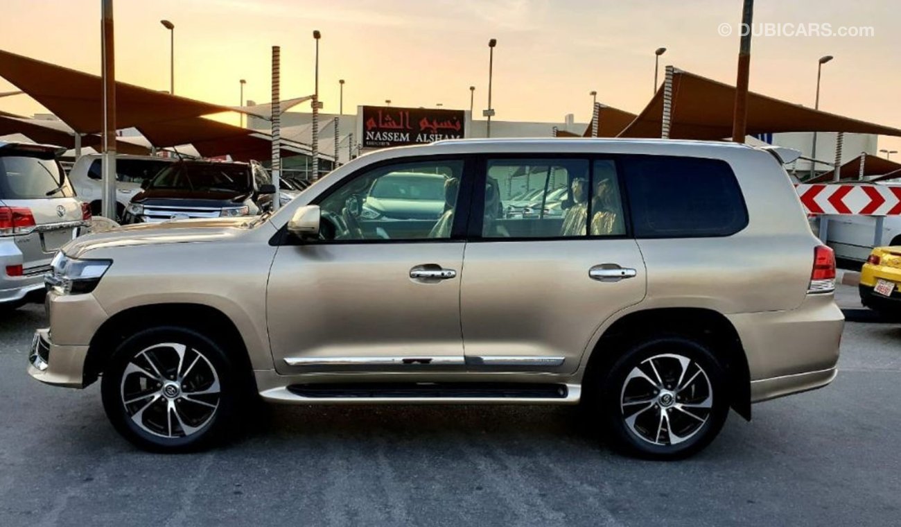 Toyota Land Cruiser VXR full Option