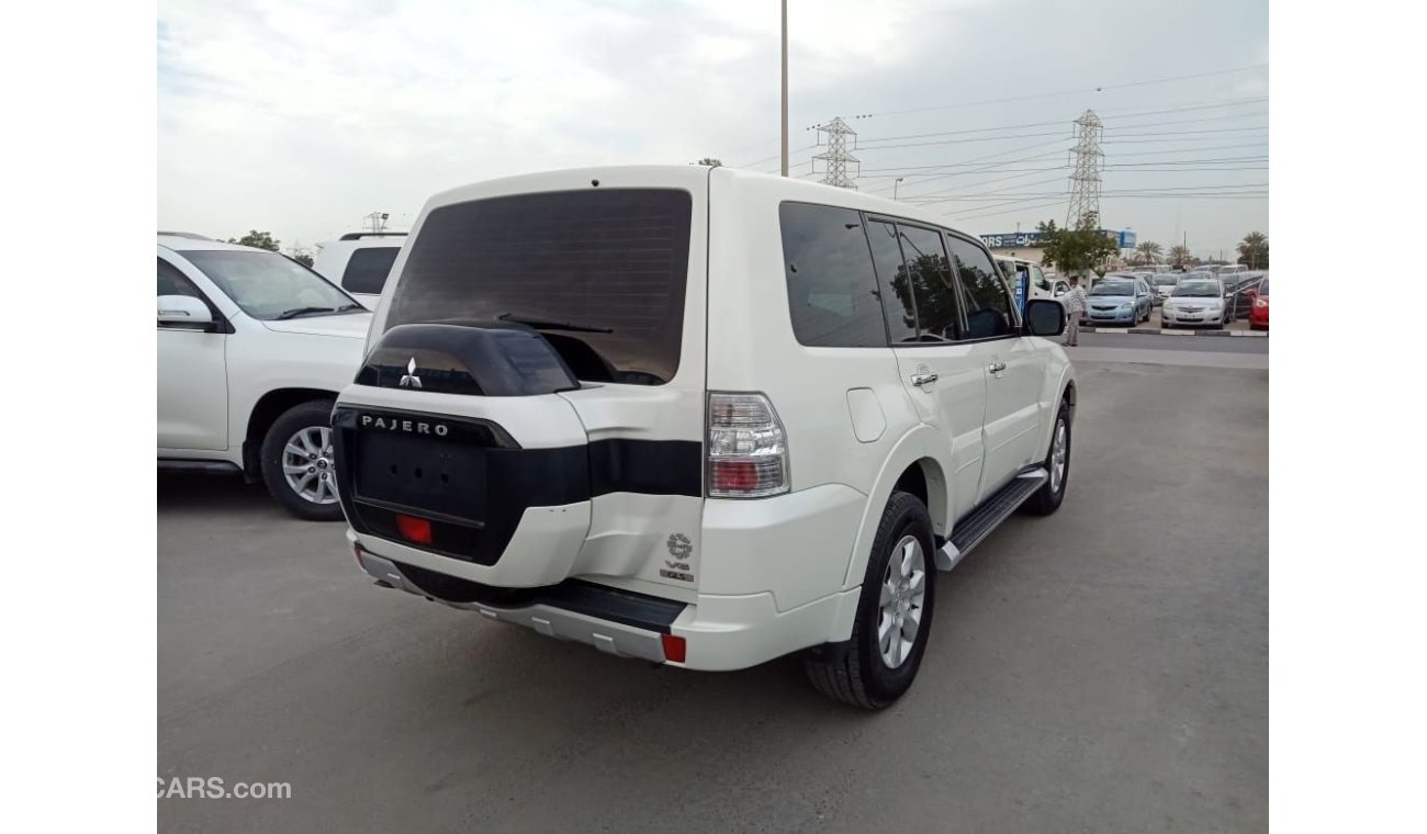 ميتسوبيشي باجيرو PAJERO 2016