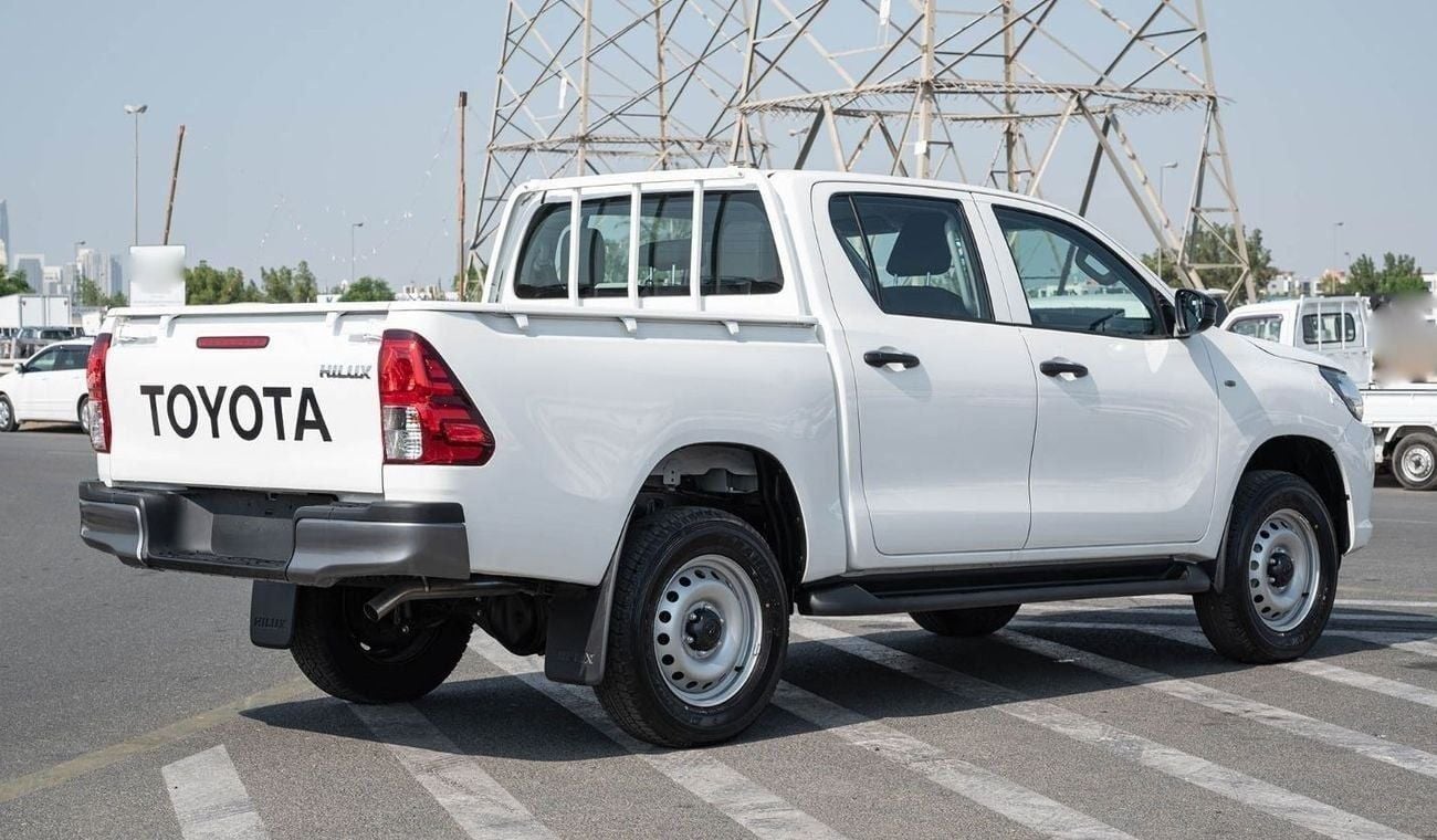 تويوتا هيلوكس Toyota hilux 2.4L DIESEL basic option MY2025