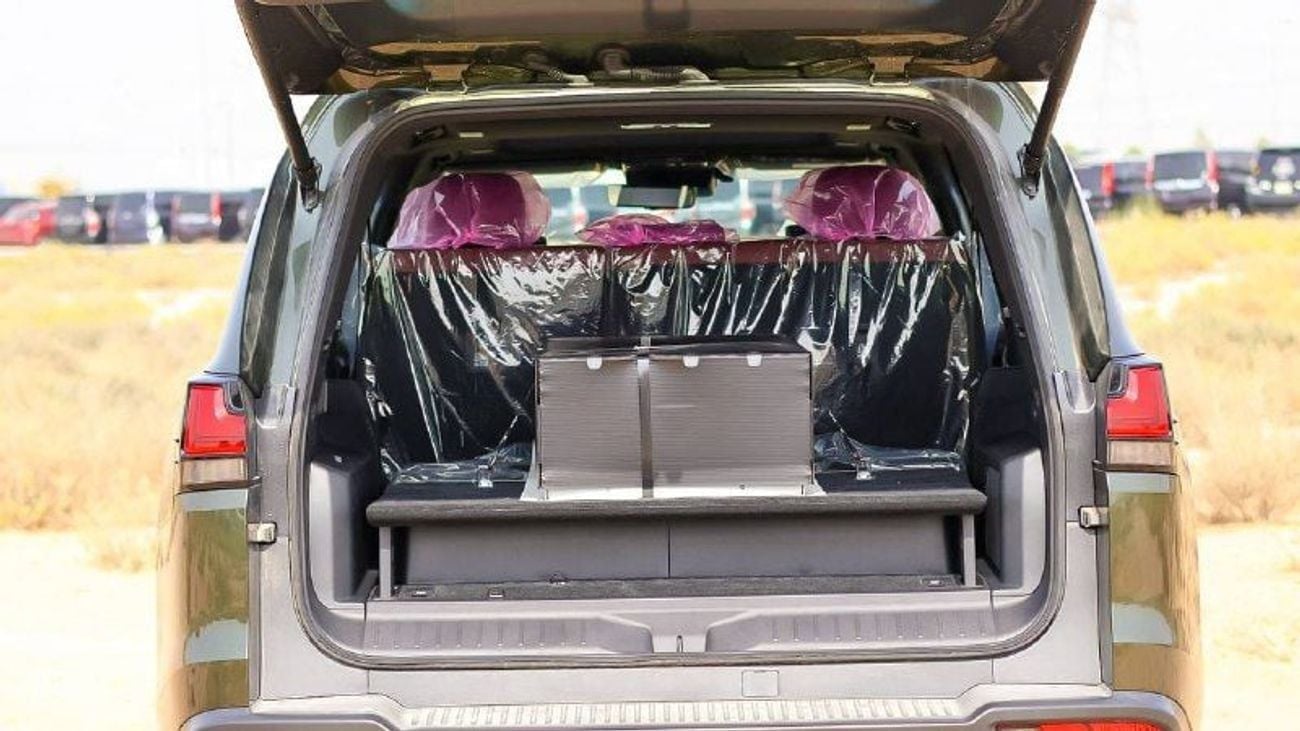 Lexus LX 700h URBAN 3.5L HYBRID A/T // 2025 // FULL OPTION WITH RADAR , HEAD UP DISPLAY , MARK LEVINSON // SPECIAL