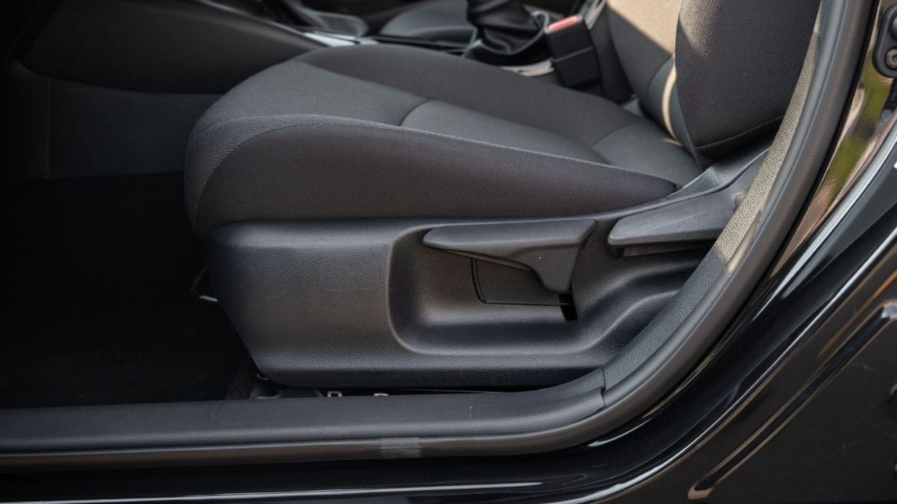 تويوتا كورولا TOYOTA COROLLA MID OPTION 1.6L 2025 0KM