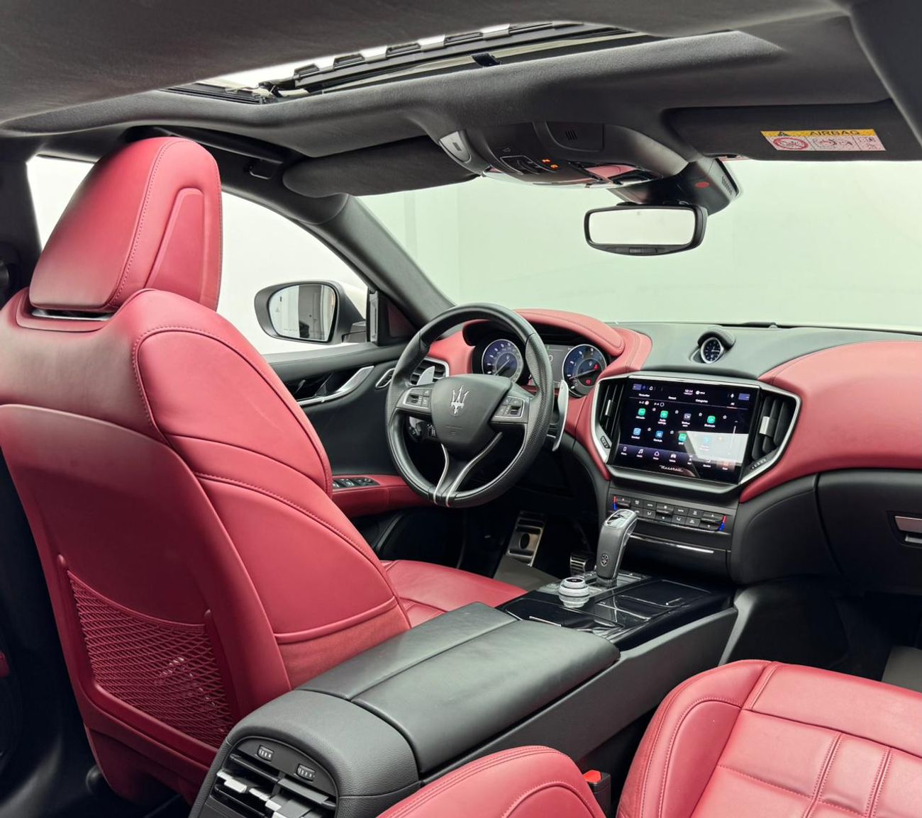 Maserati Ghibli Modena 3.0L 2022 Maserati Ghibli Modena, Maserati Service History, 1 Year Warranty, GCC