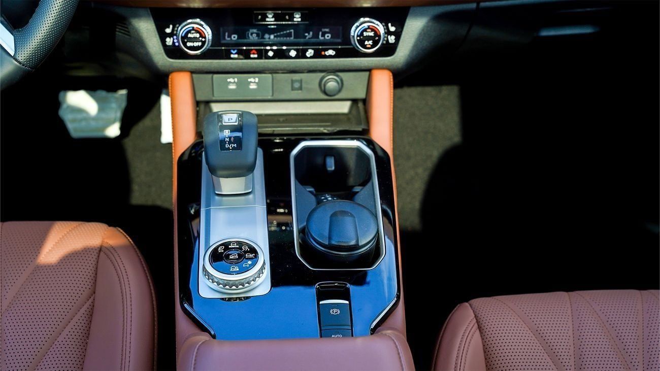 ميتسوبيشي آوتلاندر ميتسوبيشي أوتلاندر 2026 – الفئة البريميوم (G09)  2.5 لتر | SUV بسبعة مقاعد | مواصفات الخليج | للتصدي