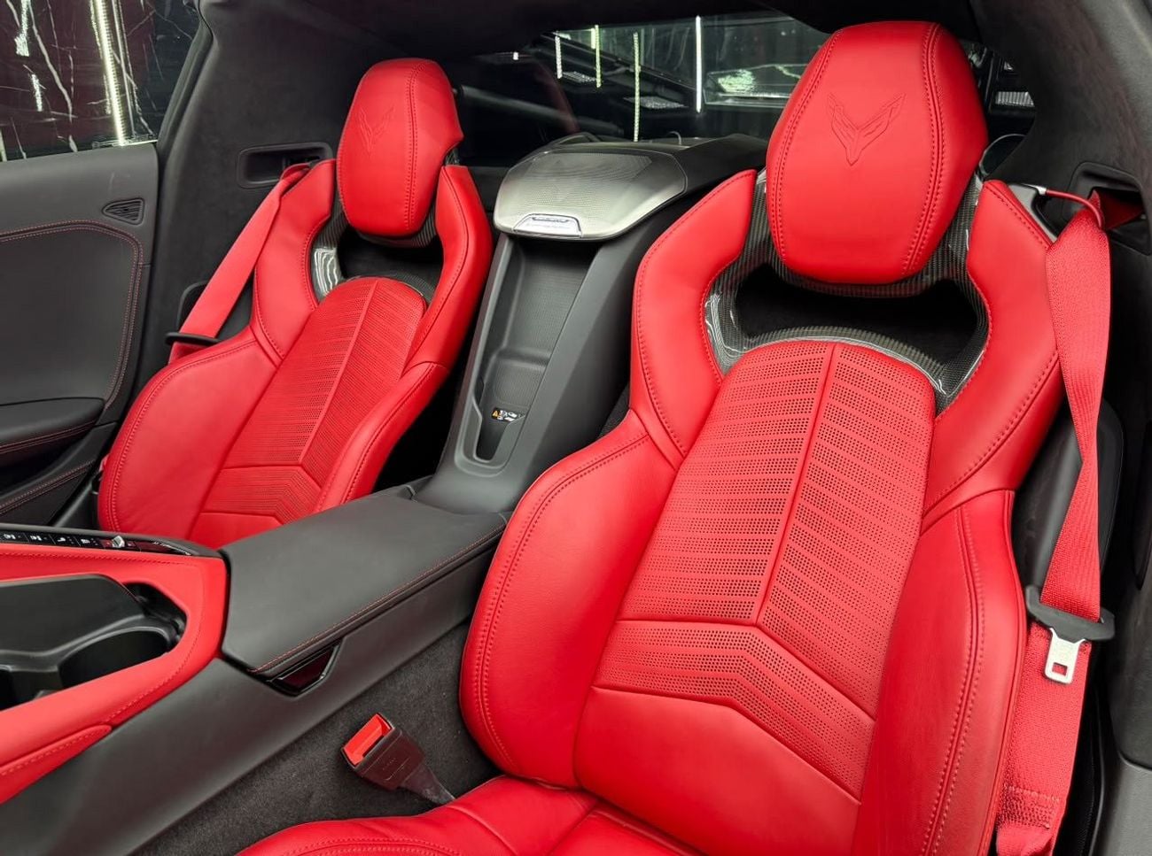 شيفروليه كورفت STINGRAY 3LT Z51 GCC | One Owner | Low Mileage | Full PPF | Al Ghandi Warranty 2027 or 100k Kms