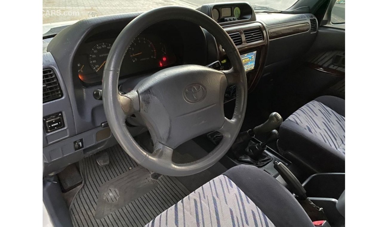 Toyota Prado manual gear Gulf specifications, NO accidents  No Paint  very clean inside and out, fully serviced,